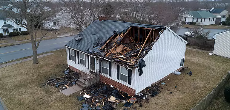 Why Choose Us for Selling Damaged House in Snowflake, AZ?