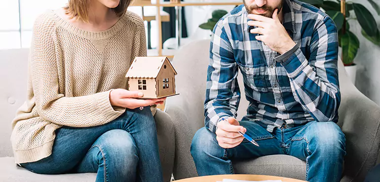 Why Sell Your House During Divorce in Picture Rocks, AZ?