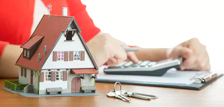 Sell Your House for Medical Bills in Kayenta, AZ – Get Cash Offer Instantly
