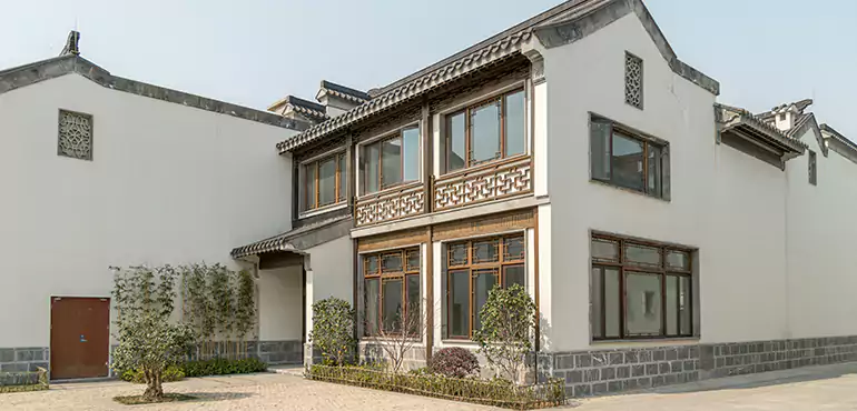 We Help Snowflake Homeowners Sell Squatter-Occupied Houses Quickly and Safely