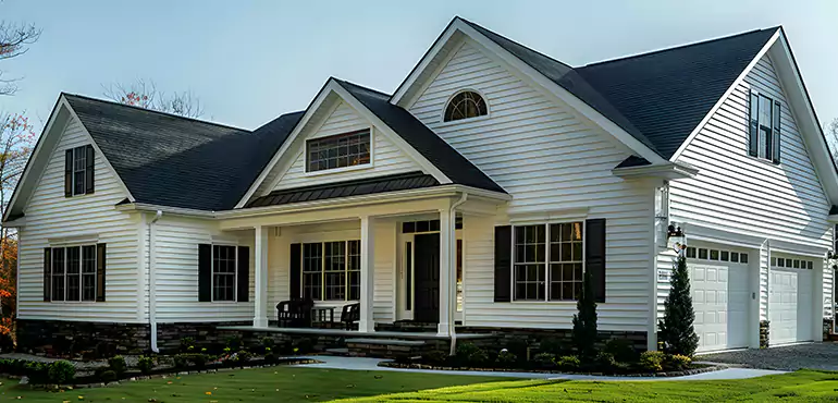 We Buy Torn Down Houses in Any Condition Across Apache Junction – Get a Cash Offer Today